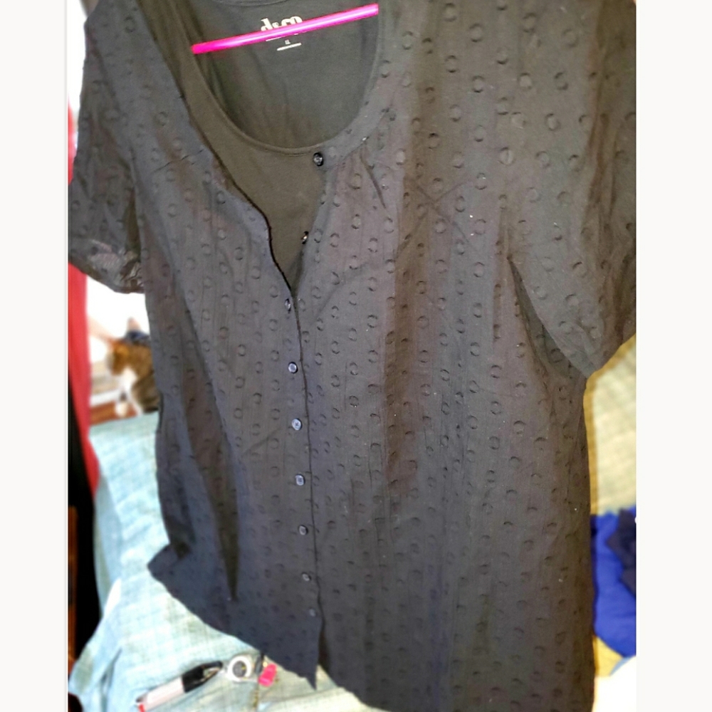 New black bottonup with matching tank top